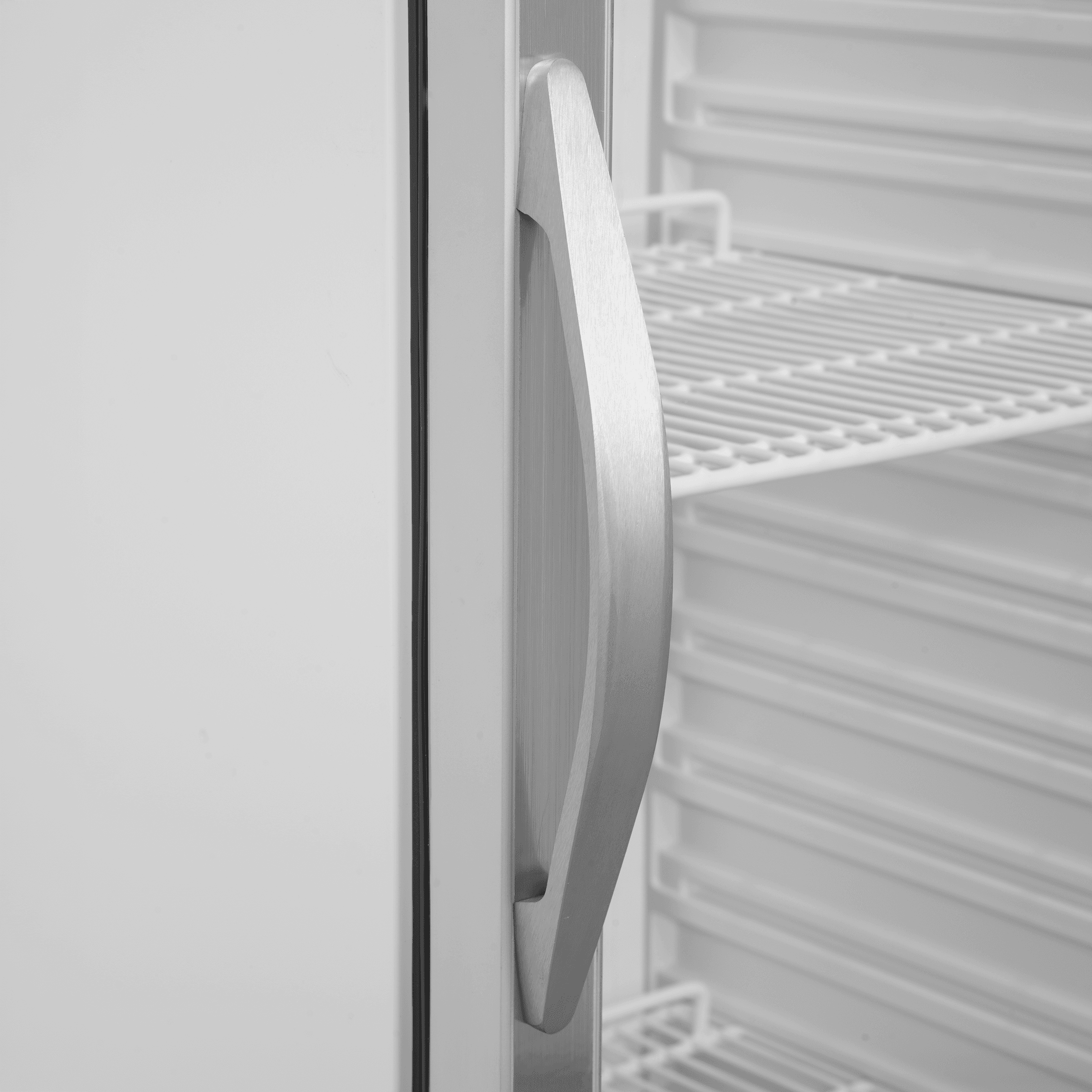 Glass Door Merchandiser — image 4