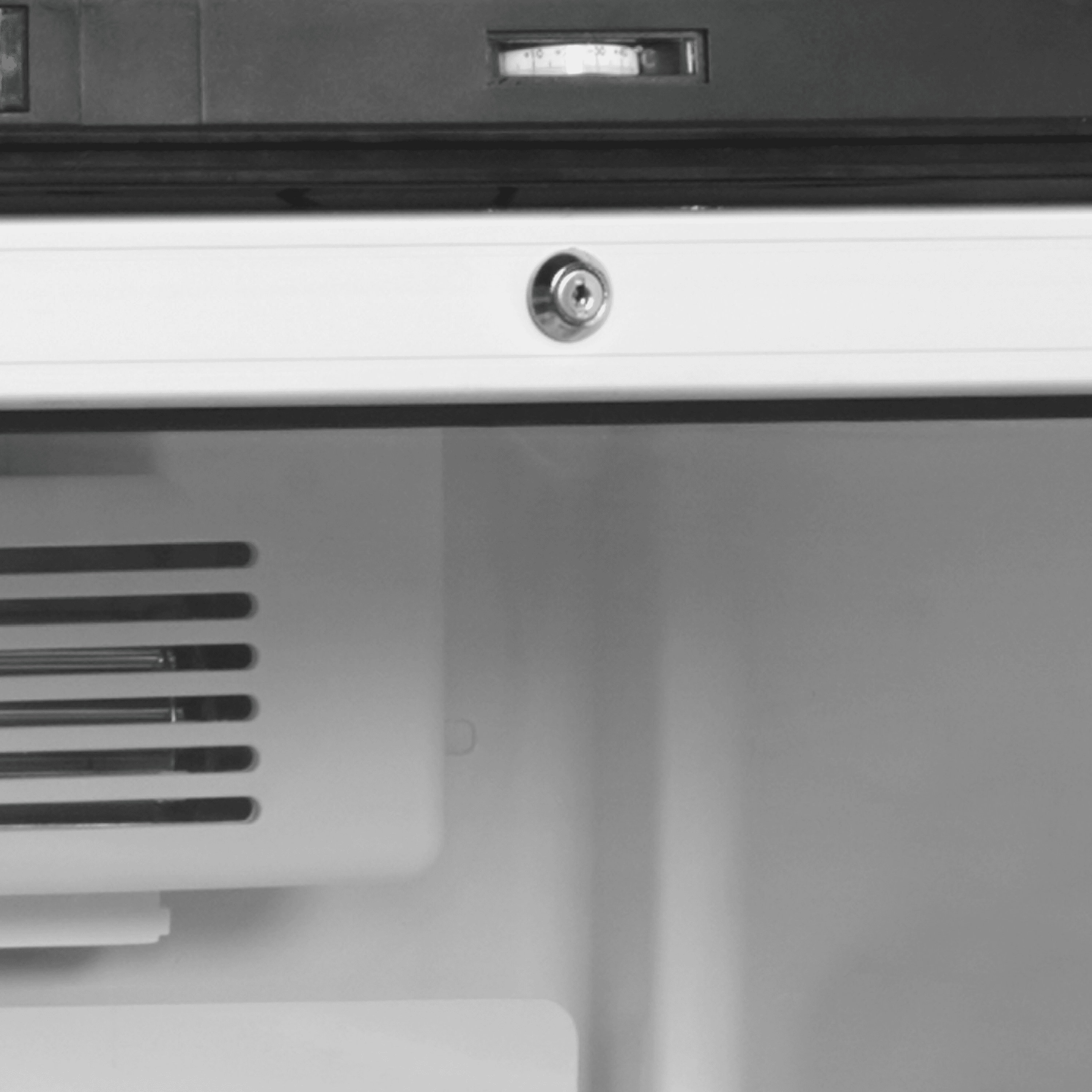 Glass Door Merchandiser — image 3