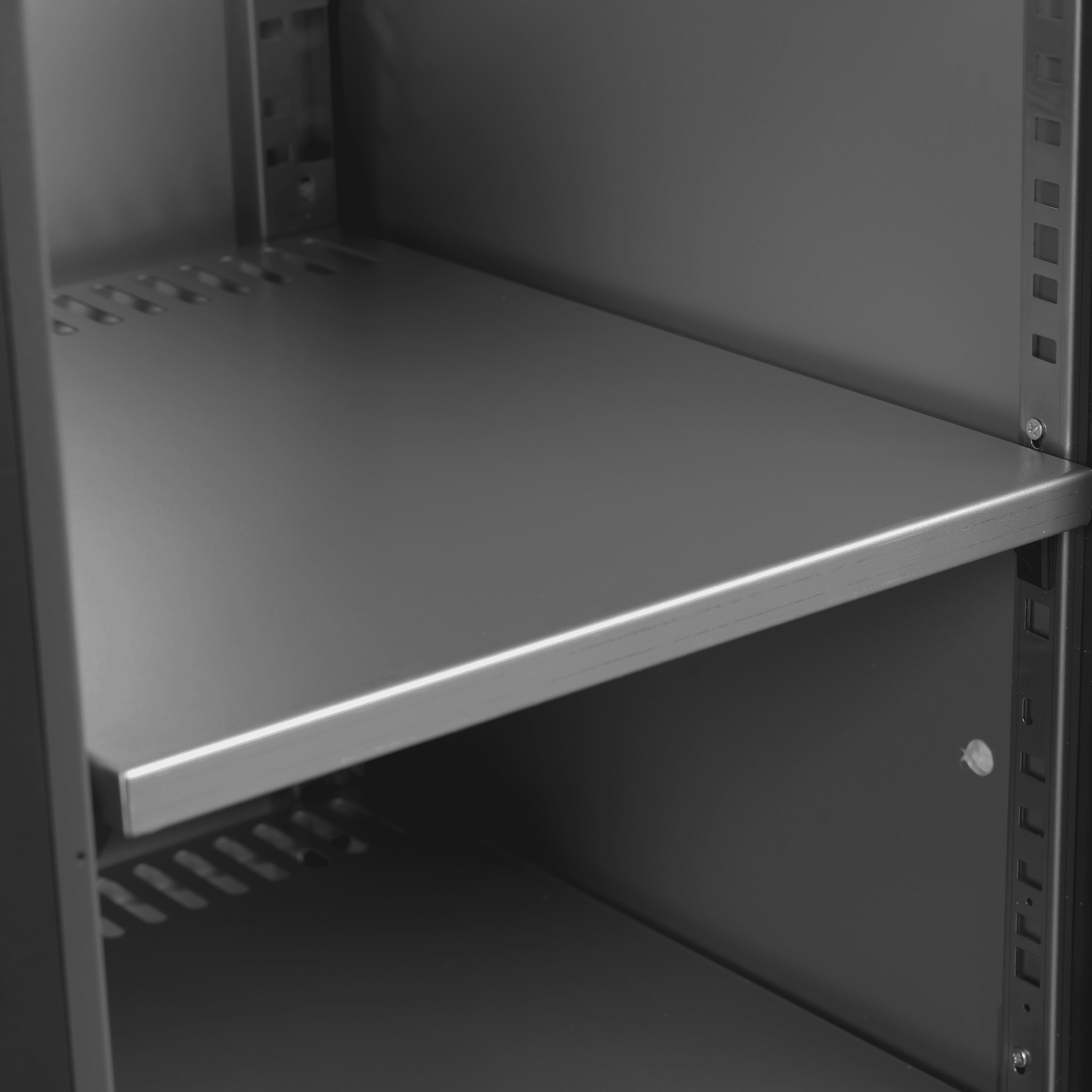High-end Neutral Backbar — image 2