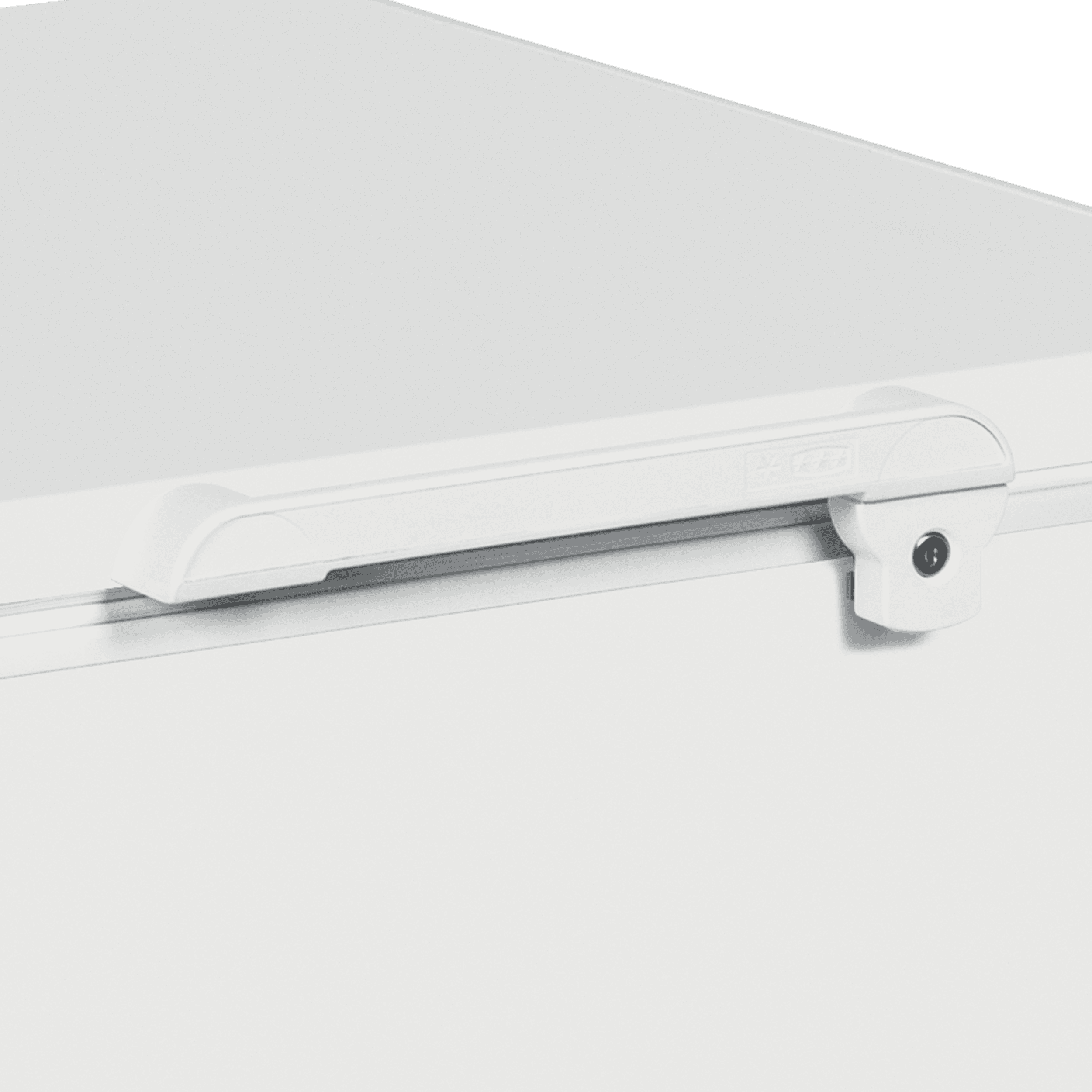 Solid Lid Chest Freezer — image 2