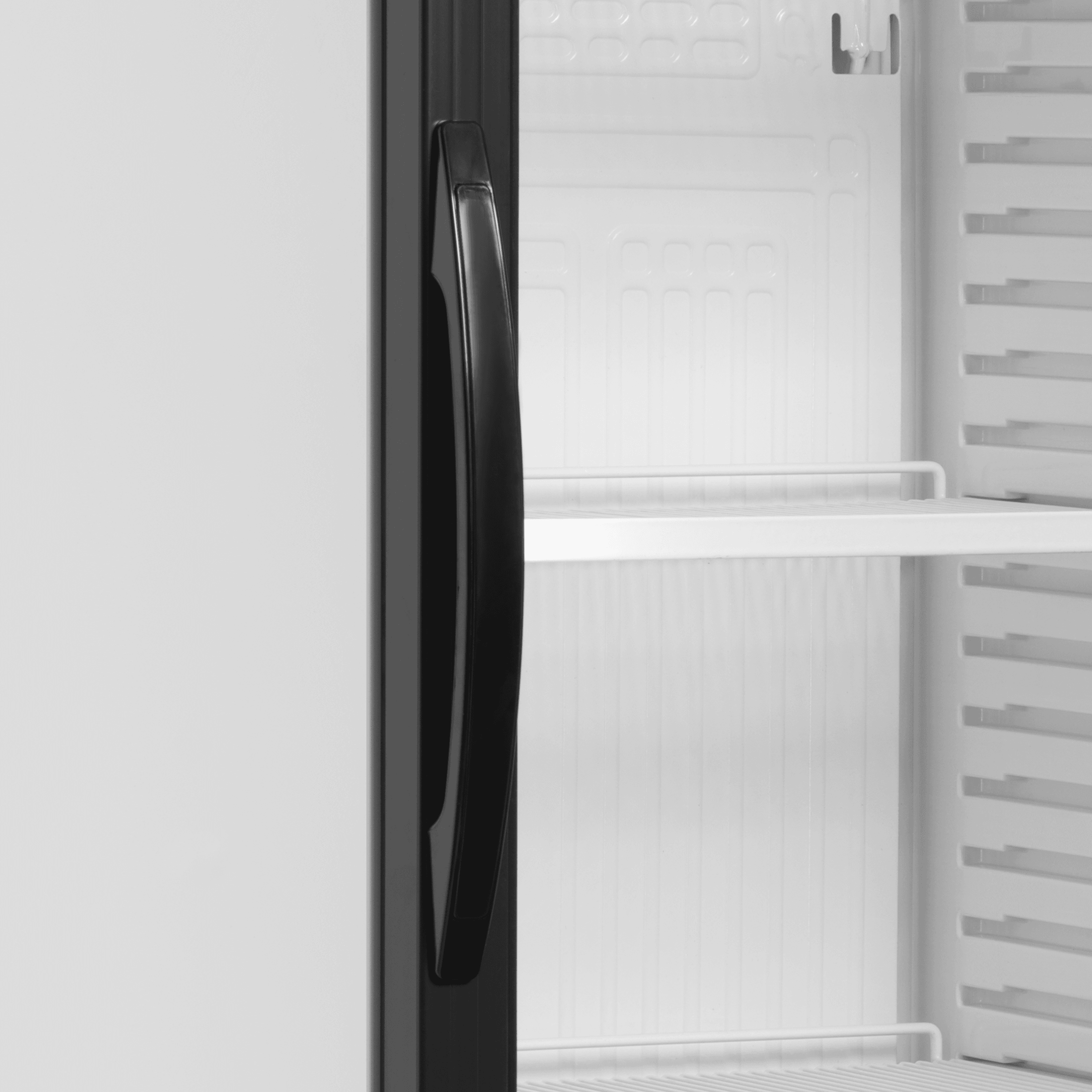Glass Door Merchandiser — image 3